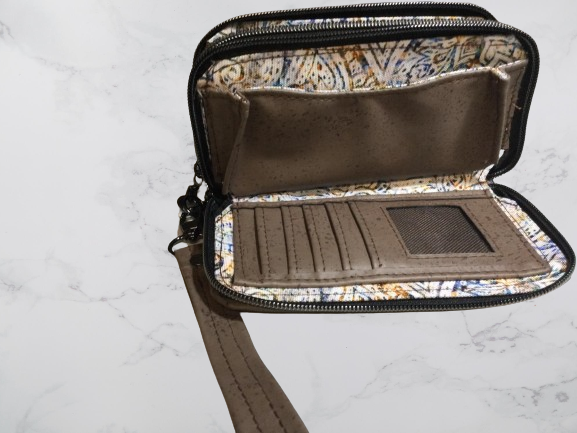 Rgms Sakroots Large Smartphone Crossbody Bag Sakroots Hotsell